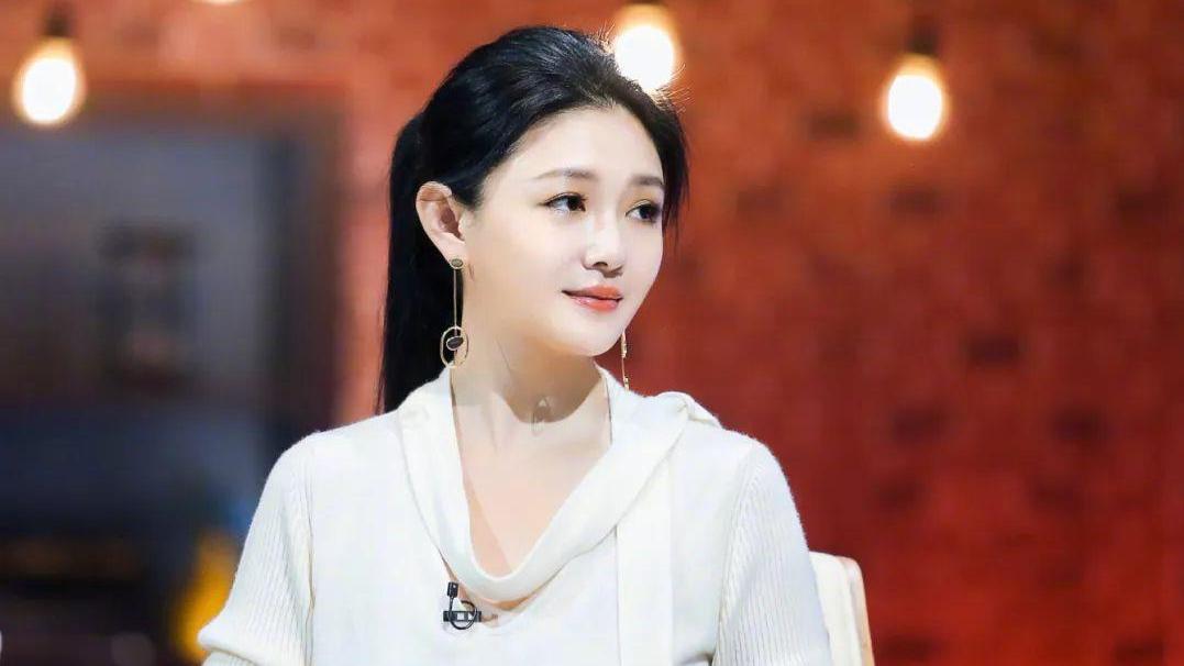 龚俊|小八卦，张某瀚，龚俊，杨幂，吴磊，大S