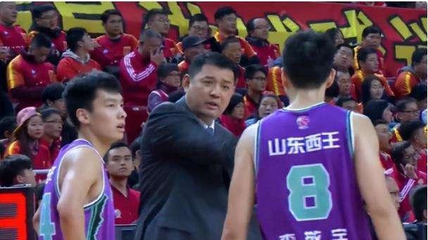 巩晓彬|山东队无缘季后赛，高诗岩忍无可忍说出心里话，宫鲁鸣错怪巩晓彬