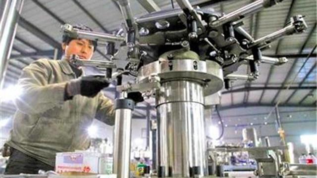 工人|中国机械工人：三班倒，流水线，没地位，请尊重技术，善待未来