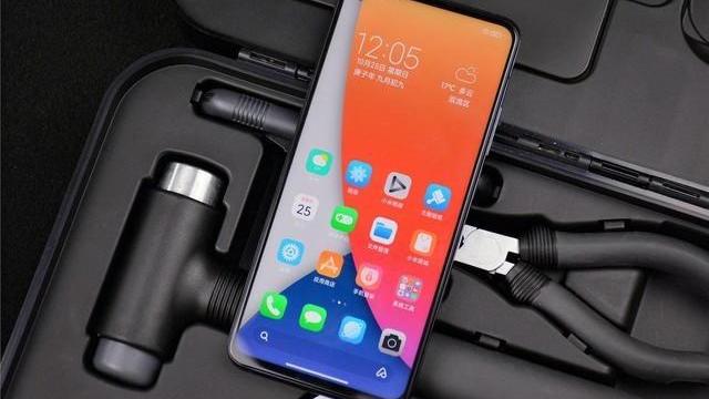 红米手机|上市半月就降价，红米K40S价格走低，对比K40到底谁更值得买