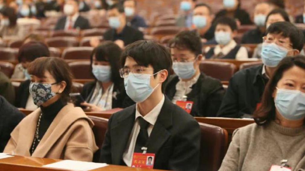 医生|“理想女婿”职业排行榜，榜首的确是实至名归，公务员都不算啥
