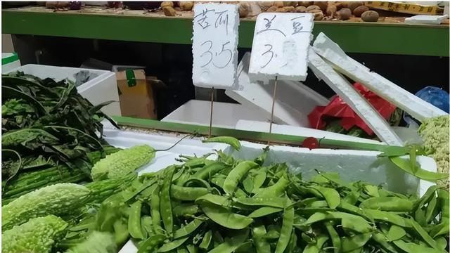 保定|广西网友去市场买菜，广东甜菜心2元1斤，笑称：不要让上海人看到