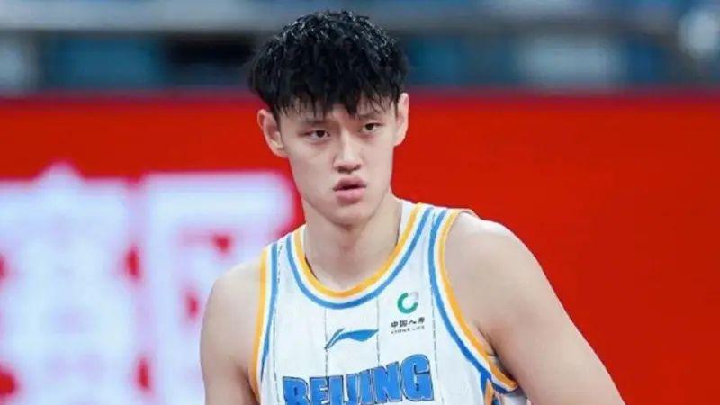 曾凡博30分创新高，CBA第15轮国内多位球员爆发，男篮复兴在路上