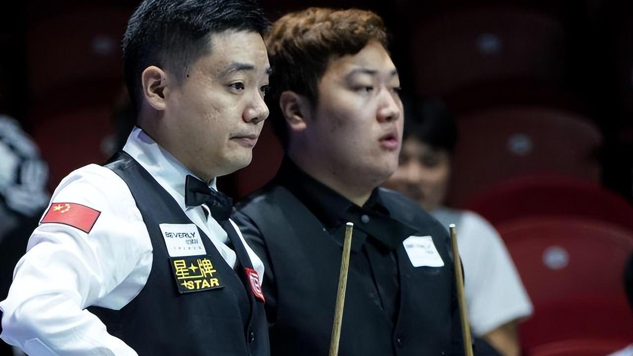 颜丙涛|恭喜颜丙涛！创造纪录拿42万，金左手犯规、擦白球，为何没人痛批
