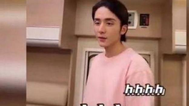 张若昀 明星为了减肥很拼：张若昀为拍戏瘦成三角脸，吴谨言十岁开始节食