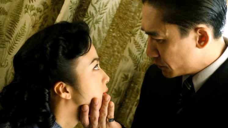 倪妮|“长相普通却风情万种”的9位女明星，打了多少“整容女”的脸