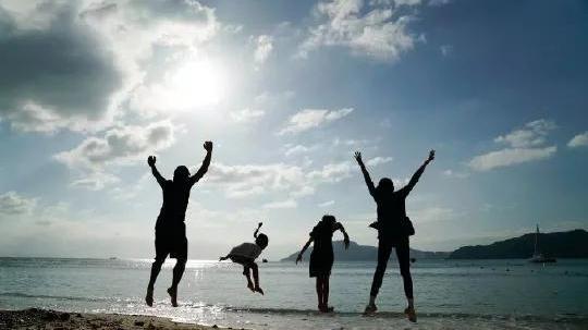 范玮琪|孙俪，景甜，赵今麦被考验？范玮琪复工？男歌手话多被嫌弃？