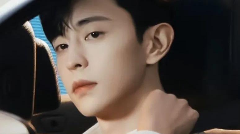 大S|大S最近又给自己新买了一些美颜通稿，特别突出自己状态佳