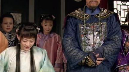 吻戏|甄嬛传：比起安陵容的无动于衷，甄嬛的确是懂得人情世故