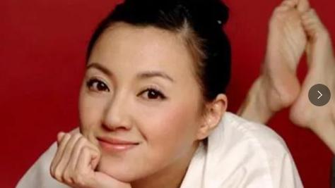 春晚|掏光家底踏入娱乐圈的“春晚小品第一美女”