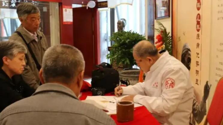 哮喘|肾气不足齿先落，虚火旺盛龈先萎？首都退休老中医告诉你其中奥秘