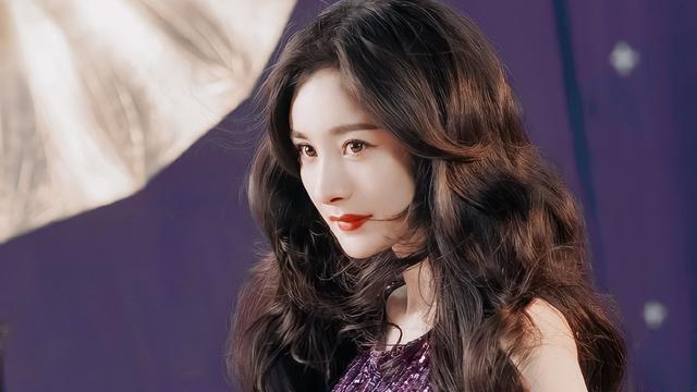 杨幂|杨幂——人群中一眼就惊艳的长相