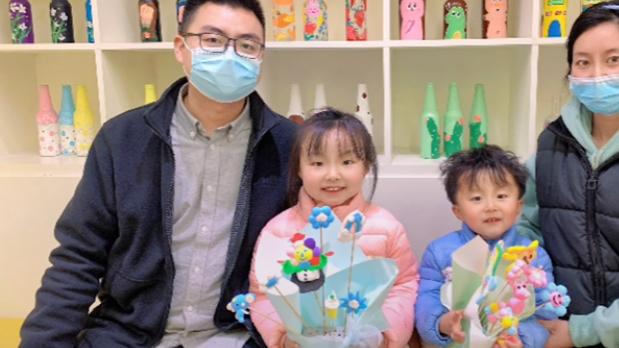 许敏|许敏的邻居，郭威的同学，姚策的朋友，不过是直播间的谈资