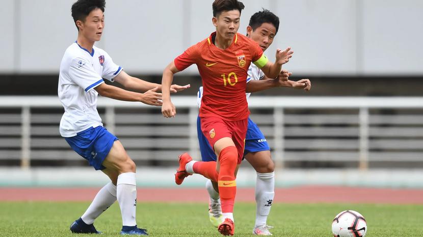 何小珂|2-0、2-0！狂造3球、绝杀，国青队长闪耀欧洲：稳夺冠+升级+连胜