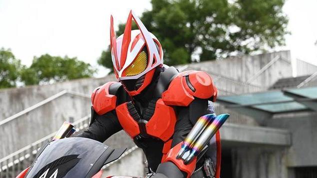 预告|假面骑士geats首播1话预告：牛哥快速入戏 霸气十足的龙傲天极狐