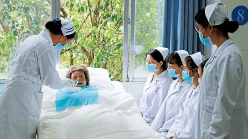 临床医学|医学类专业什么最“吃香”？护理学排名第5，前三甲让人眼前一亮