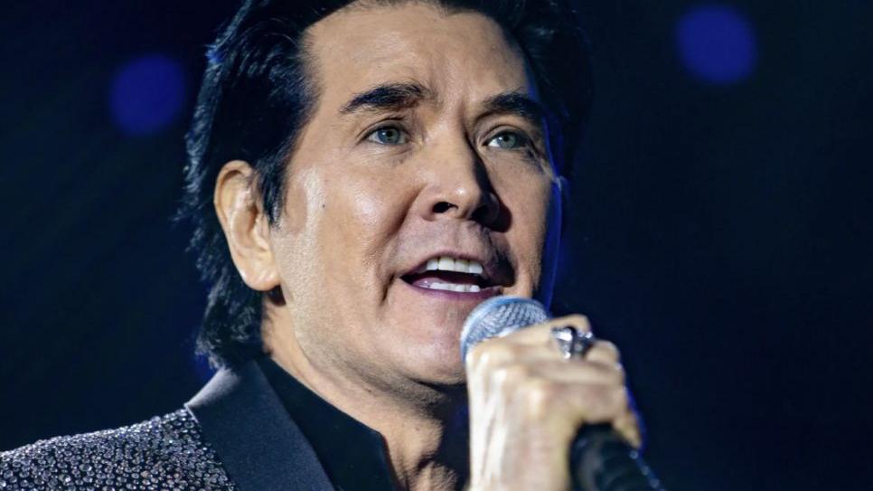 刘芸|过气顶流的悲惨人生：卖保险、做直播、工地搬砖