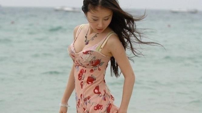 魔幻手机|舒畅，经典的董鄂妃到魔幻手机的傻妞