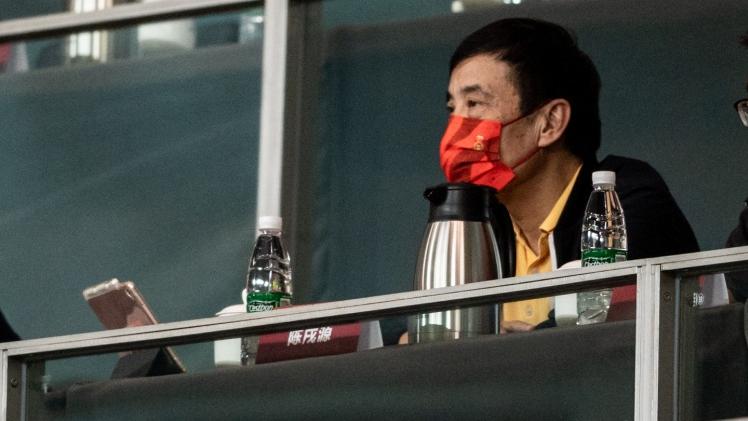 瓜迪奥拉|粤媒5点灵魂拷问中国足球！翻旧账挺李铁，炮轰8.7亿国足烂尾工程