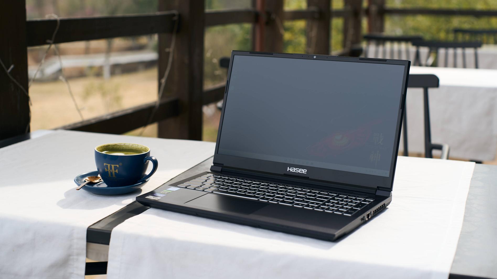 笔记本|你“特价”，他“放价”，5月买笔记本哪家值？