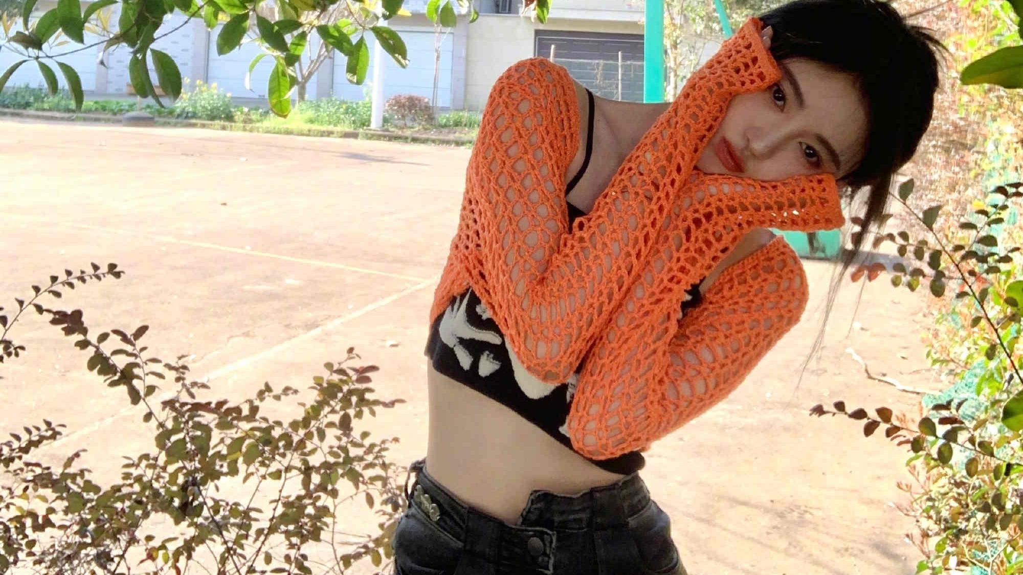 鞠婧祎|鞠婧祎一秒入夏的造型来了，甜辣有型，美感十足，找到心动的感觉