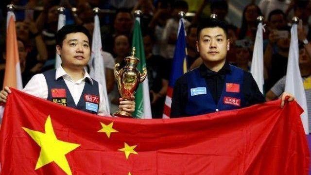 梁文博|丁俊晖无缘冲第15冠，特鲁姆普收大礼晋级，梁文博+17岁小将退赛