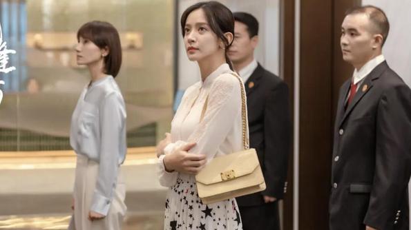 袁泉|同样合作雷佳音，CP感却被指不如殷桃, 袁泉输在哪? 宋佳评价很中肯