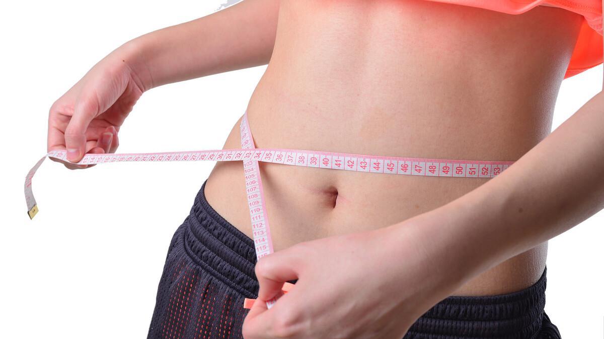 马甲线|想要练出女神马甲线，先减脂再虐腹！一组训练，帮你虐出好看身材