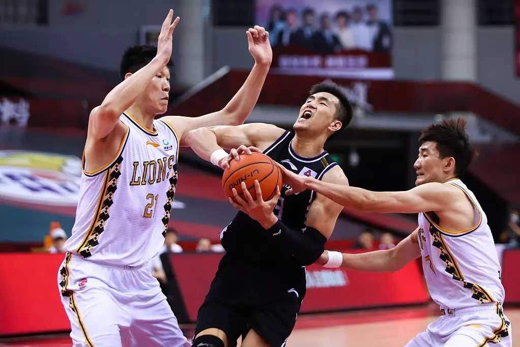辽宁男篮|辽宁12人大名单或出炉！“万金油”难获机会，2米18内线或受重用