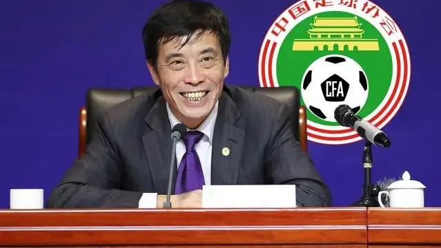 中国足协|给中国足协的新闻发言人一个大大的差评