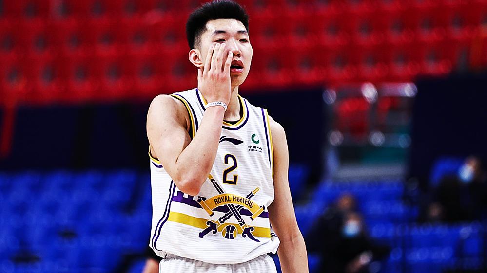 许钟豪|打断2根骨头！CBA上演暴力犯规，许钟豪或面临终极制裁