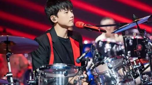 张杰|张杰211高校当老师，2个梦想都实现了，三人行必有我师