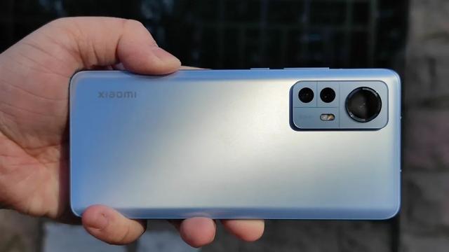 小米科技|据说是“小尺寸”用户者的福音，小米12X值不值得买？