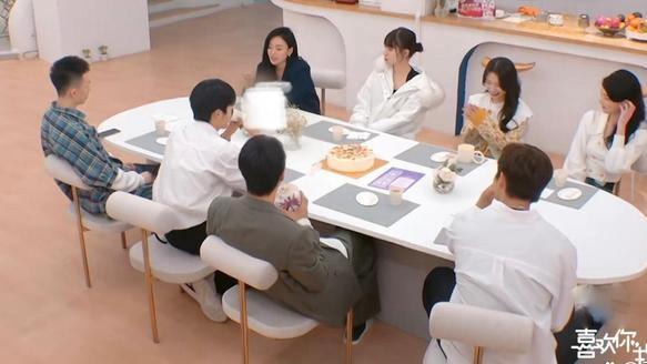 白敬亭|喜欢你我也是3：小屋迎来高颜值男嘉宾，韩范十足，背影像白敬亭