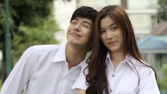 |泰星Max与Mook交往2年分手！分手后两人首次合体亮相再见亦是朋友