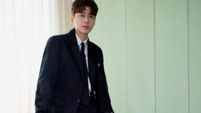 李易峰|李易峰：西装革履的帅气精英，帅气