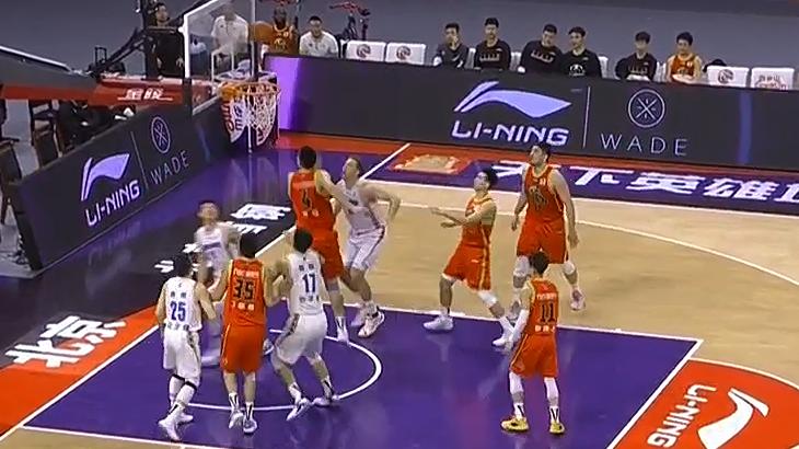林书豪|杀疯了！林书豪5投5中飙11分2断，方硕3分钟3次犯规