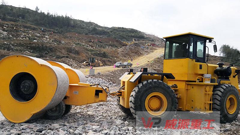 冲击碾压路机压实效果，铲车带的冲击压路机如何提高施工进度？