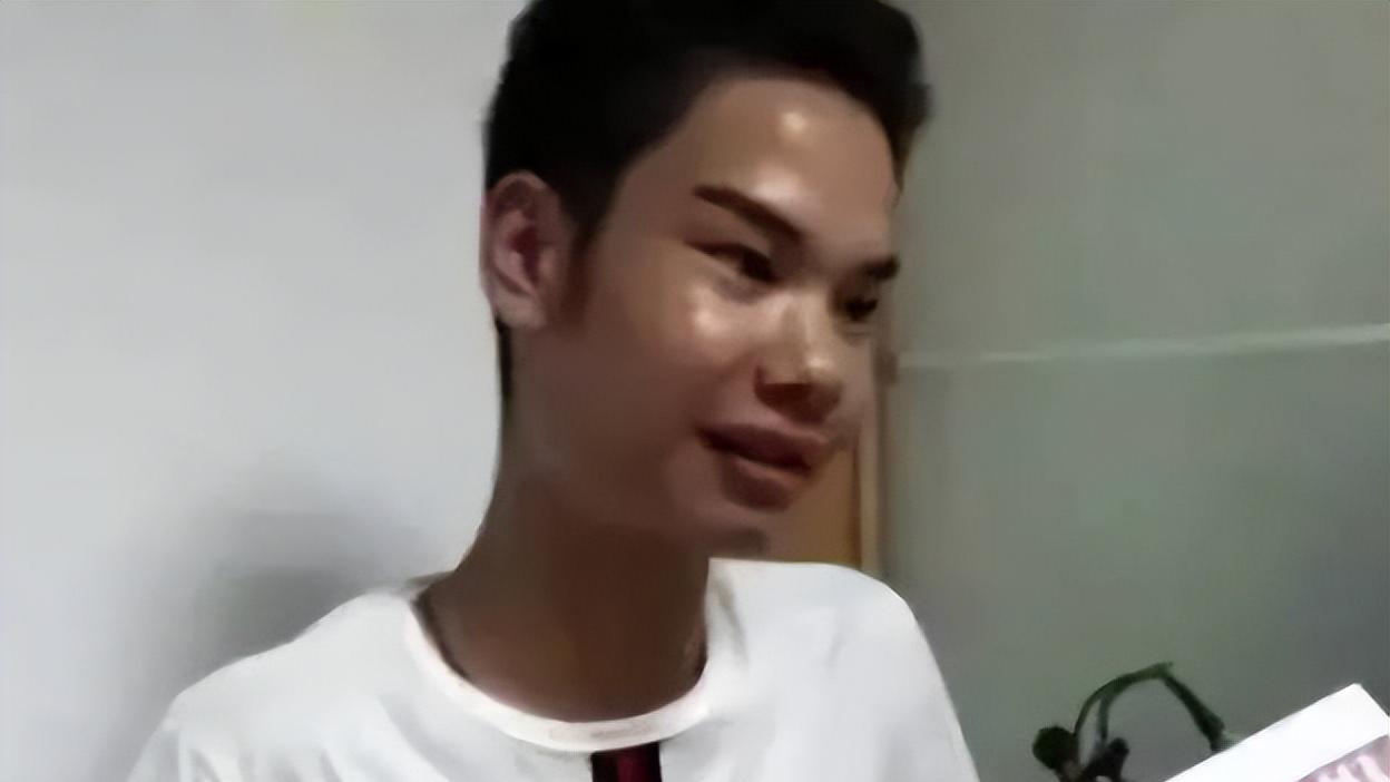 带货|蹿红、膨胀、擦边球，某“新闻节目”打造的4大网红，现在怎么样了？