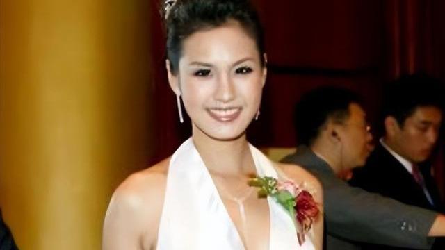 刘畊宏|正牌“刘畊宏女孩”王婉霏：环球小姐出身，22年只爱他一人