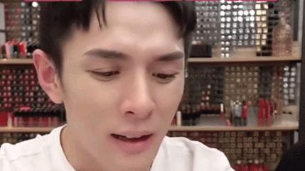 狙击手|李佳琪直播，一脸嫌弃，还叫粉丝还不如买两瓶爱马仕香水