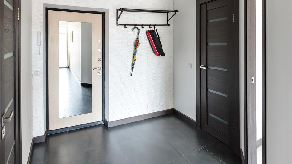 无论房子多大，门口玄关别乱摆，不是迷信，其中有科学道理！