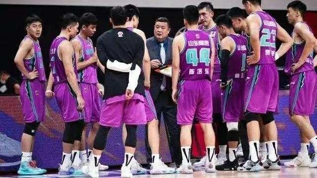 天津男篮|脸皮真厚，徐长锁赛后拒绝背锅，陶汉林发布会忍无可忍回怼主帅