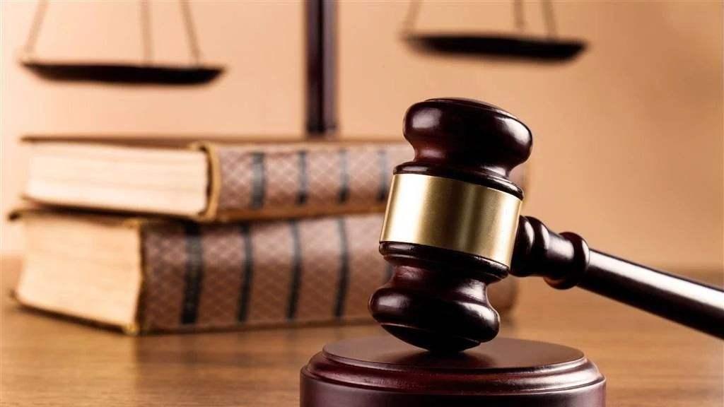 广州市|广州：班主任与未成年女子偷尝禁果被判刑，网友：错在师生关系