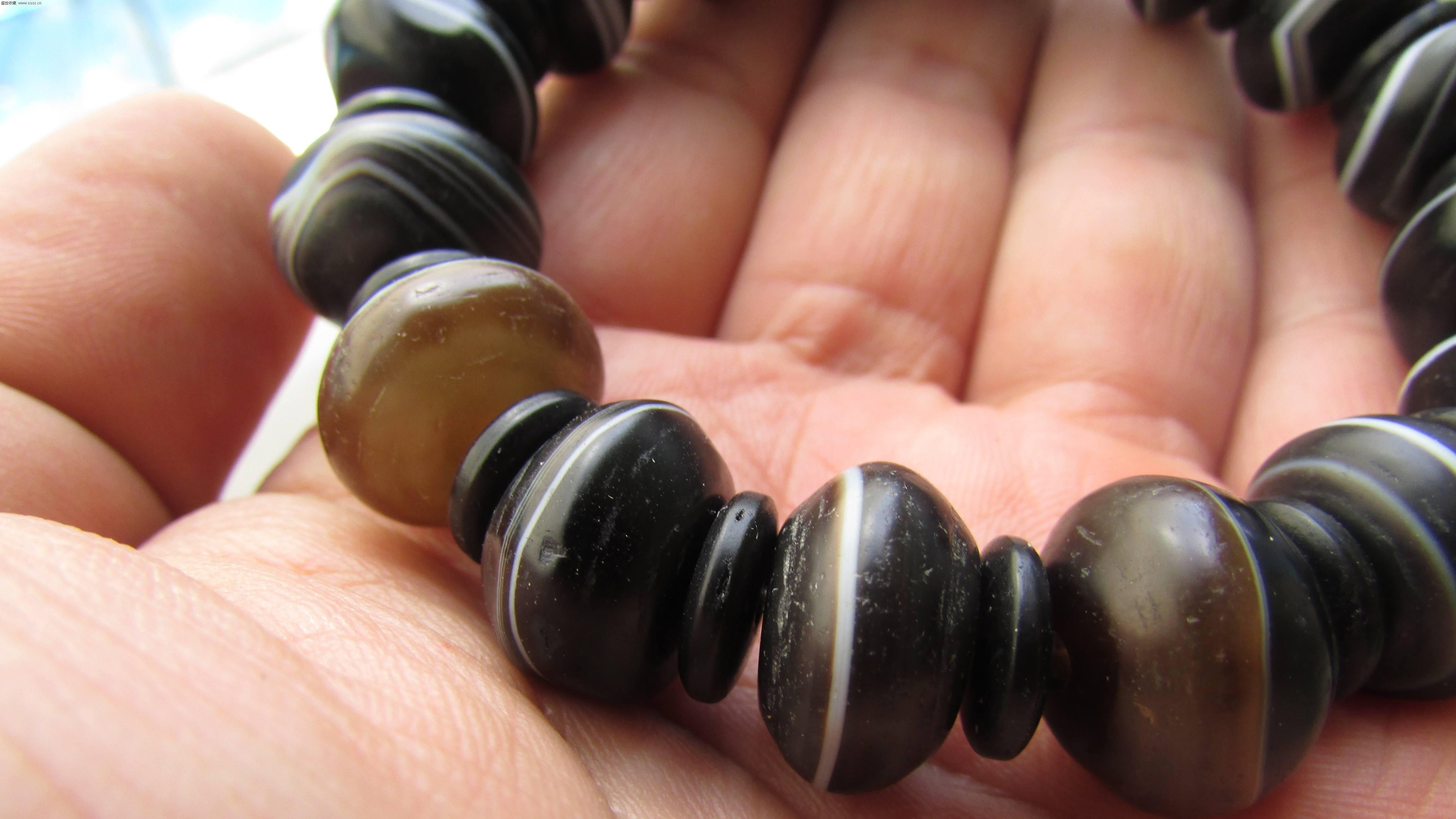 |手串包浆是什么意思？手串该怎么盘？