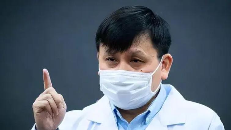 说真话的张文宏再发声，走出疫情已成定局，三方面保护好老人和孩子
