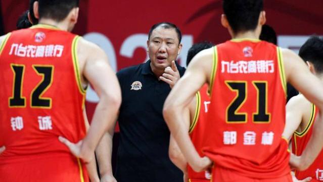 杨鸣|吉林虎将变成黑虎？还真有可能，因为在新赛季他们要逆袭再起