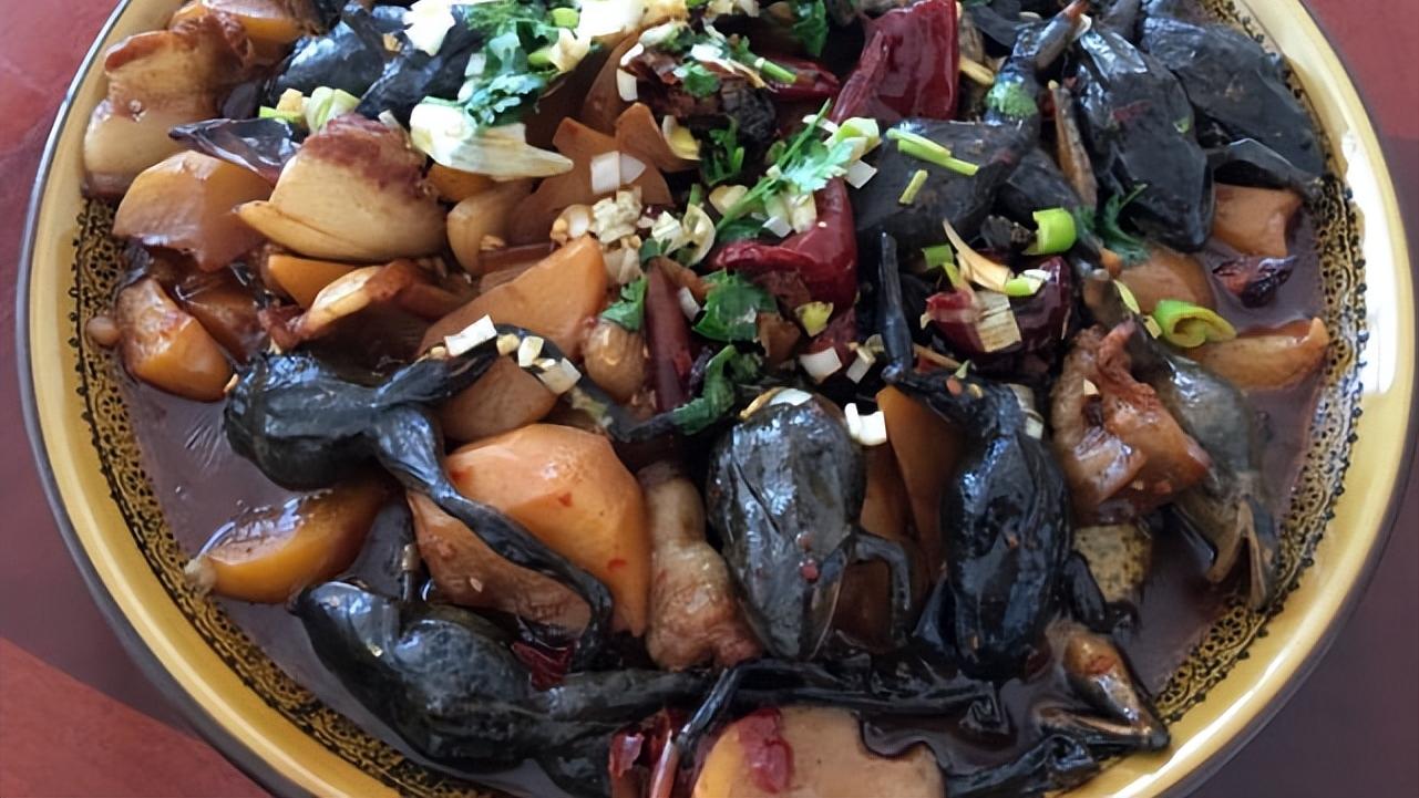 酸菜|都说东北是“美食荒漠”，真是这样吗？带你看看特色的东北美食