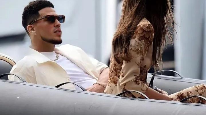 凯莉·詹娜|谁造谣人家分手的啊！布克詹娜不要太腻歪哦