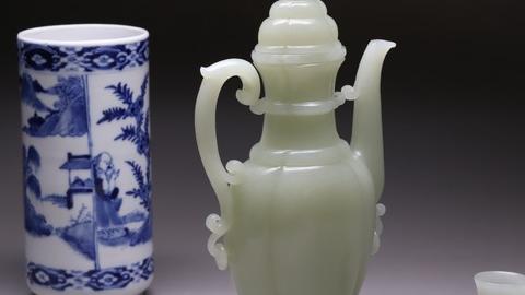 |回流 舊藏和田玉籽料“海棠式酒壶”